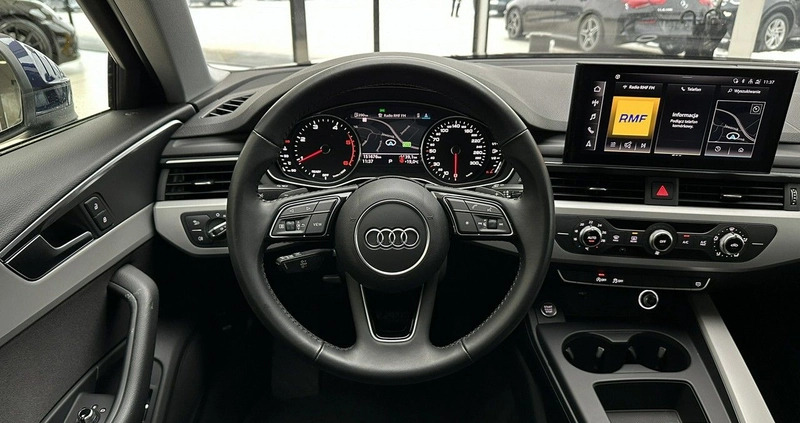 Audi A4 cena 105900 przebieg: 151676, rok produkcji 2020 z Piła małe 781